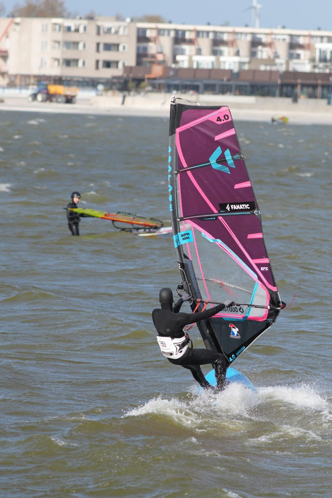 Windsurfer auf dem Wasser